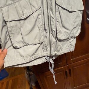 Mountain Hardwear Light Gray Ski Jacket